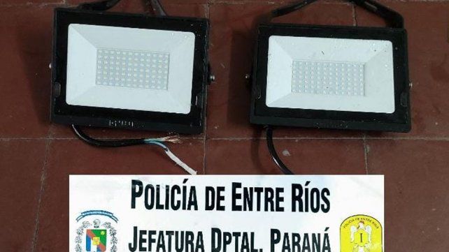 Un joven fue detenido por robar luces del nuevo shopping.