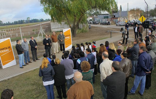El Intendente inauguró el desagüe del Estado de Israel