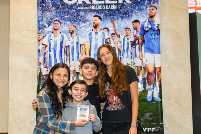 Eliana Gubinelli, Benjamín, Tiagoy Laura Domingorena.