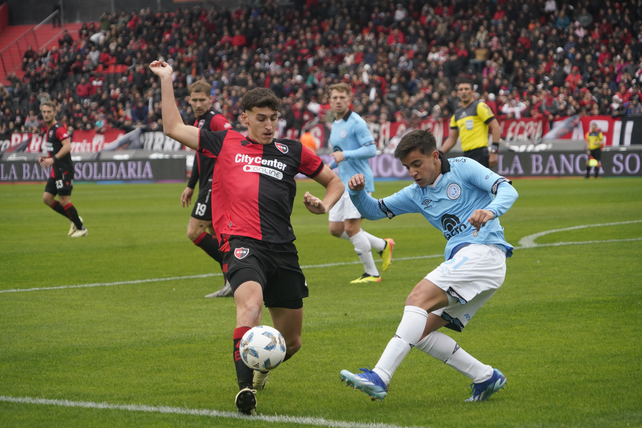 El traspaso del juvenil de Newells Tomás Pérez a Inter de Italia no está resuelto.