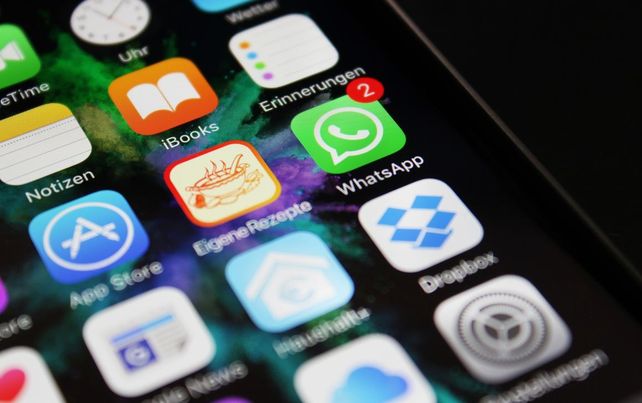 Alertan sobre una red de pedofilia que contacta a niños y adolescentes a través de Whatsapp: consejos de seguridad Alertan sobre una red de pedofilia que contacta a niños y adolescentes a través de Whatsapp: consejos de seguridad