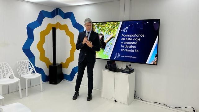 Exposición. El secretario de Turismo