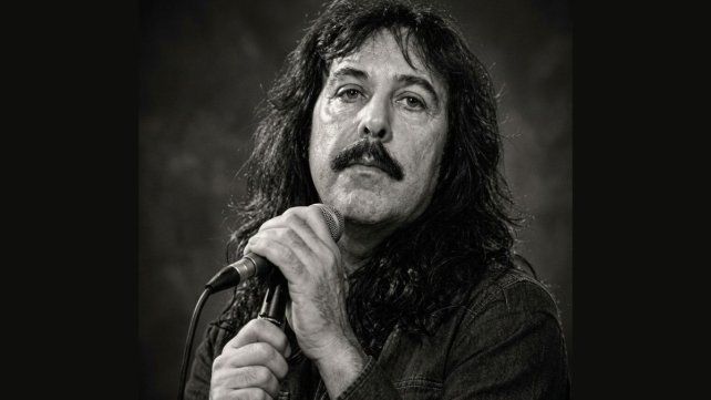 Murió Saúl Blanch, la primera voz de Rata Blanca, a los 75 años