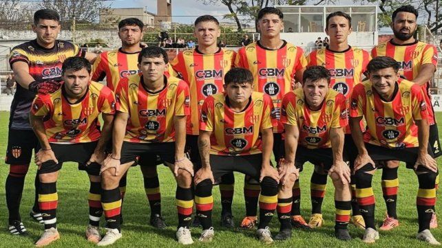 Neuquén es uno de los animadores del actual certamen de la Liga Paranaense.