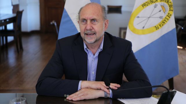 El goberndor Omar Perotti instó una vez más a no bajar las medidas de prevención.