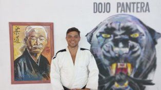 Andrés Schulz llegó al Dojo Pantera para actualizar las reglas del judo.