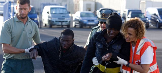 Al menos 14 inmigrantes africanos mueren de hambre, sed y fr&iacute;o rumbo a las Canarias