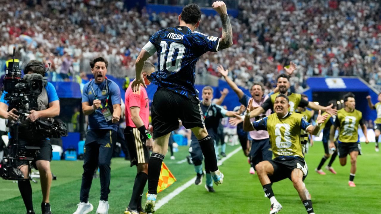 La Capital | Crónica de la hazaña argentina: el día que todos fueron Maradona otra vez ante los ingleses