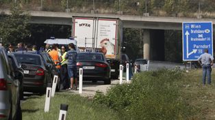 Encontraron otro camión de la muerte en Austria con tres niños adentro