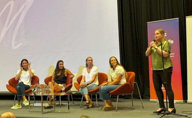 La ministra de desarrollo