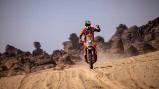 Benavides lidera el Dakar: gran jornada argentina en Arabia Saudita