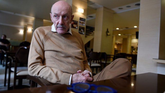 Esta semana el doctor Juan Carlos Volnovich visitó Rosario para recibir el título de Doctor Honoris Causa de la Universidad Nacional de Rosario (UNR).
