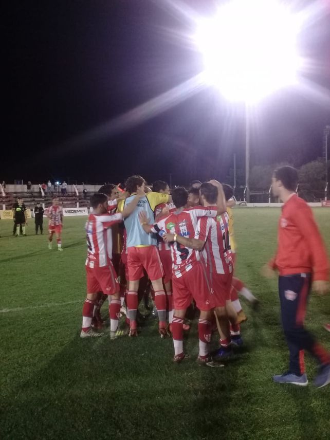 Festejo de los chicos del Decano.