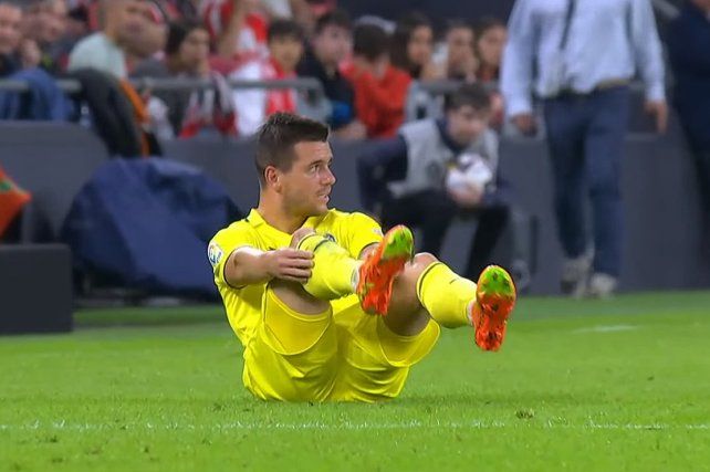 Dura pérdida. Giovani Lo Celso quedó desafectado del plantel y deberá pasar por el quirófano.