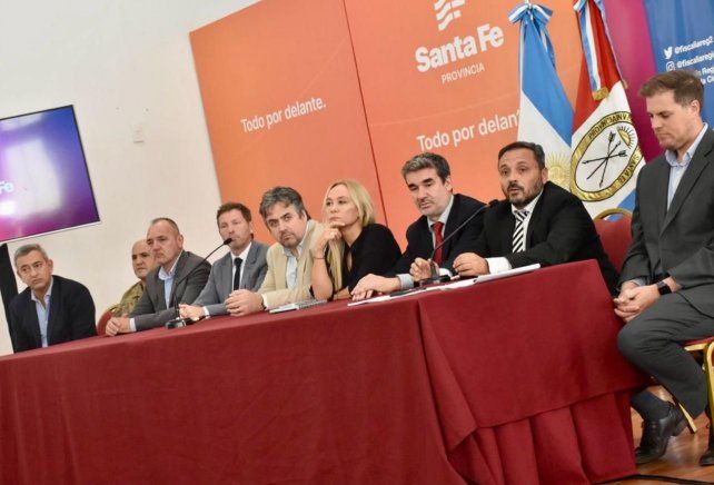 Conferencia de prensa en Rosario por los allanamientos y detenciones.