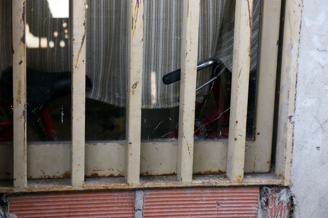 Tenemos miedos por nuestros chicos, dicen los vecinos de la nena asesinada en Villa G. Gálvez