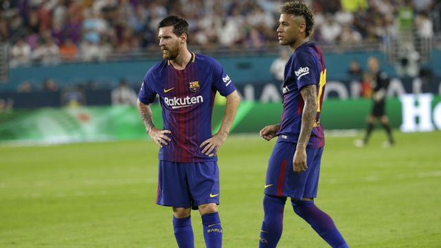 La cálida despedida que Messi le brindó a su amigo Neymar, que se va al PSG
