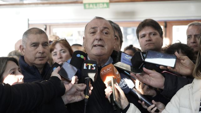 El paro municipal comenzó con una conferencia de prensa en el Distrito Centro.