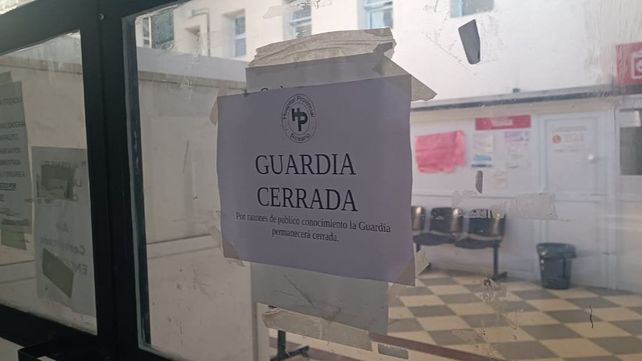 Un cartel informó que la guardia del Hospital Provincial se encuentra cerrada por razones de público conocimiento.&nbsp;