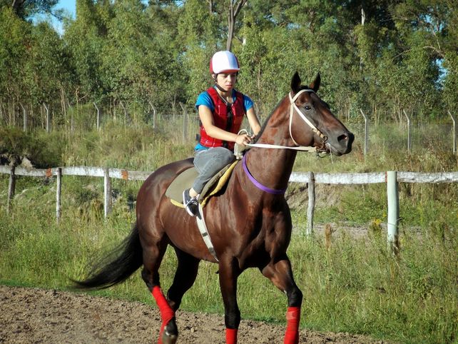 Agustina Valdez, una jockey que deja rastro