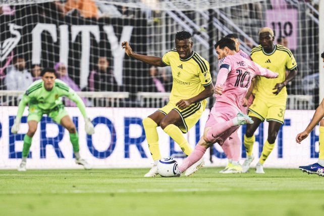 Messi marcó el gol 900 en su carrera en la eliminación del Inter Miami.