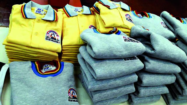 Los pequeños viales recibieron uniformes