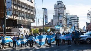 En Concepción del Uruguay marcharon en plaza Ramírez