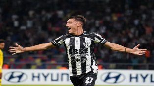 Con dos goles tempraneros, Central Córdoba ganó y es líder en su grupo.