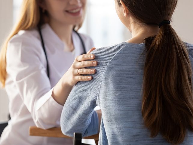 Las secuelas neurológicas o psiquiátricas del Covid pueden presentarse hasta dos años después de la infección.