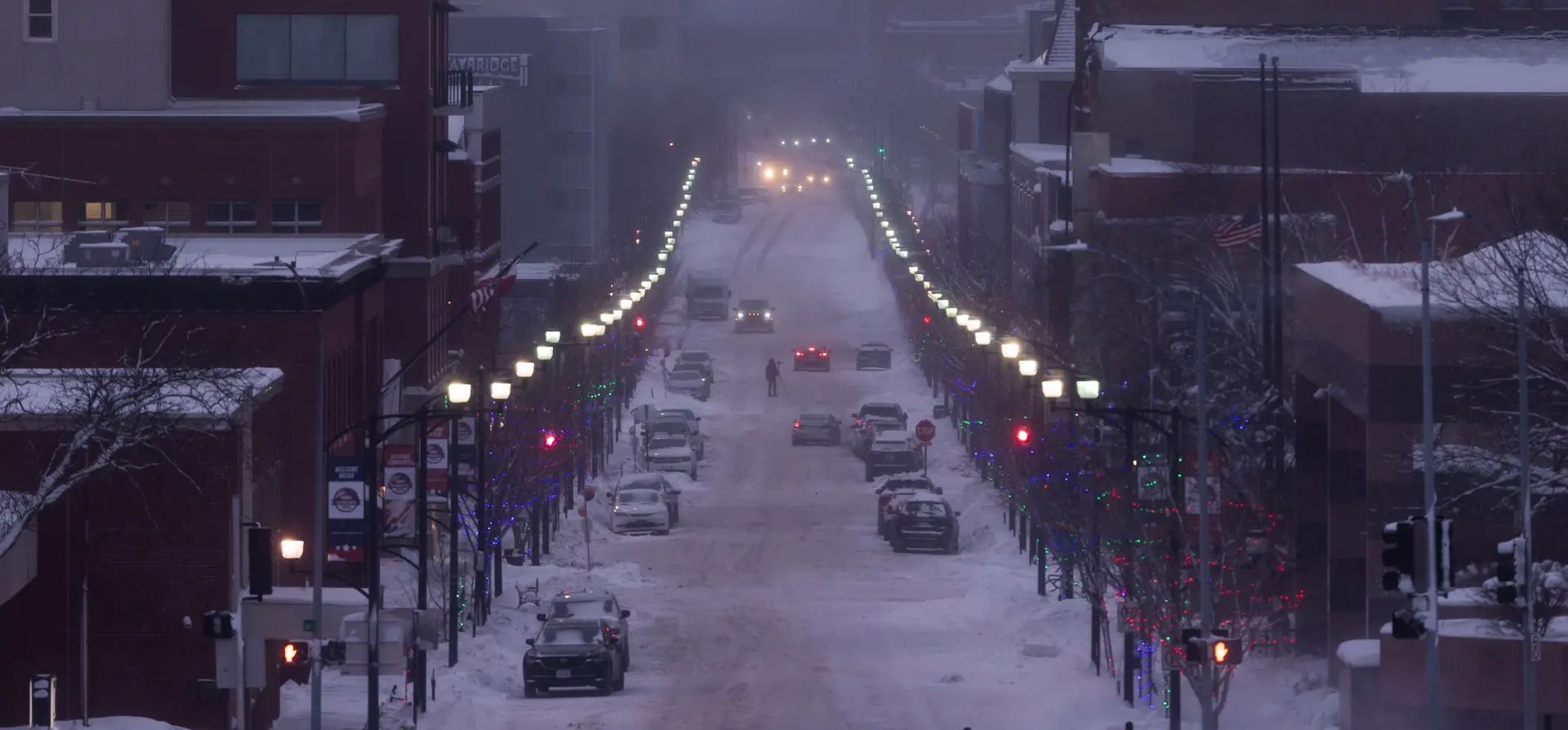 Tormenta de nieve en Iowa. Algunos eventos de campaña previos a los caucus presidenciales republicanos de Iowa de 2024 del lunes, han sido cancelados debido al clima. Fotografía: Justin Lane/EPA Tormenta de nieve en Iowa. Algunos eventos de campaña previos a los caucus presidenciales republicanos de Iowa de 2024 del lunes, han sido cancelados debido al clima. Fotografía: Justin Lane/EPA