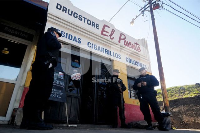 Atraparon a dos vendedores barriales de drogas en Santa Fe