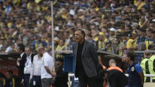 Miguel Russo resolvio parte del problema que se trajo de Córdoba muy rápido.