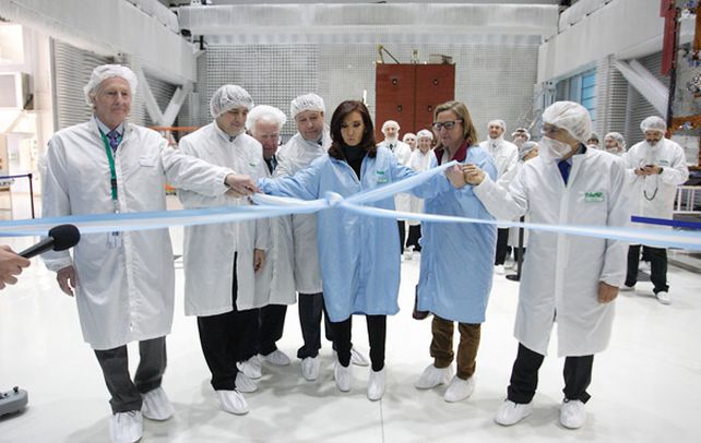 La presidenta. Cristina Fernández de Kirchner inauguró el Centro de Ensayos de Alta Tecnología