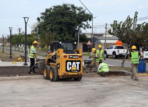 Con nueva calzada, bicisenda e iluminación, la obra de avenida Peñaloza entra en su etapa final