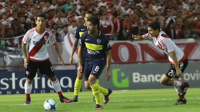 River fue superior y le ganó a Boca en el superclásico de verano