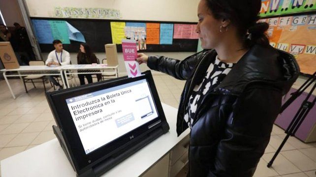 Es la elección con menor participación de la historia de CABA. Votó sólo el 52