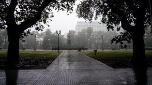 El tiempo en Rosario: lunes con alerta naranja por posibles tormentas fuertes