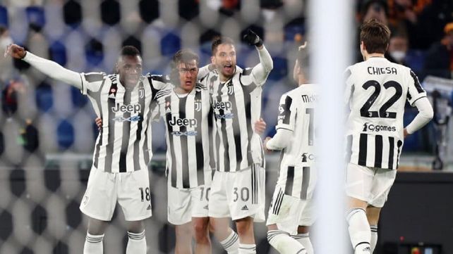Con un golazo de Dybala, Juventus se lo dio vuelta a Roma