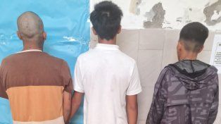 Detienen a una gavilla acusada de vender drogas en Empalme Graneros