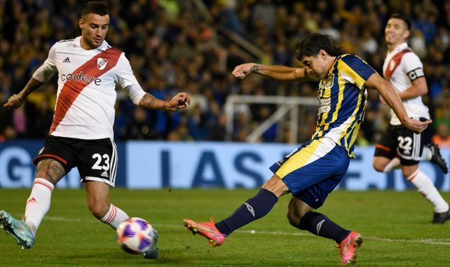 En el último partido como local en el torneo anterior, Central recibió a River, que hacía días se había consagrado campeón.