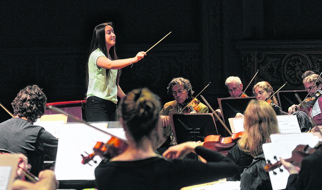 Felicidad pura. Priscilla Rios forma parte de una Orquesta de la zona noroeste y pudo dirigir el cuarto acto de la ópera Carmen