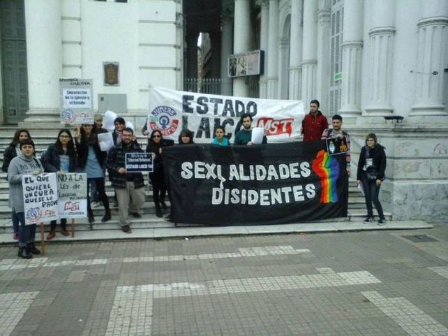 Paraná: Protestaron contra ley de libertad religiosa y reclamaron un Estado laico