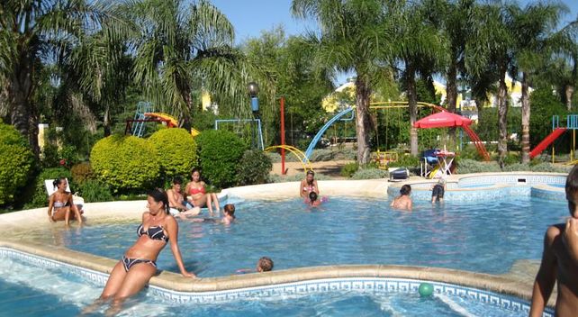 A pleno. Muy contentos están los cabañeros por lo que les espera estos cuatro días por delante.