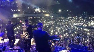 Cuatro noches en el hipódromo de Las Flores, en Santa Fe, con la participación de reconocidos artistas locales y nacionales del mundo de la cumbia.