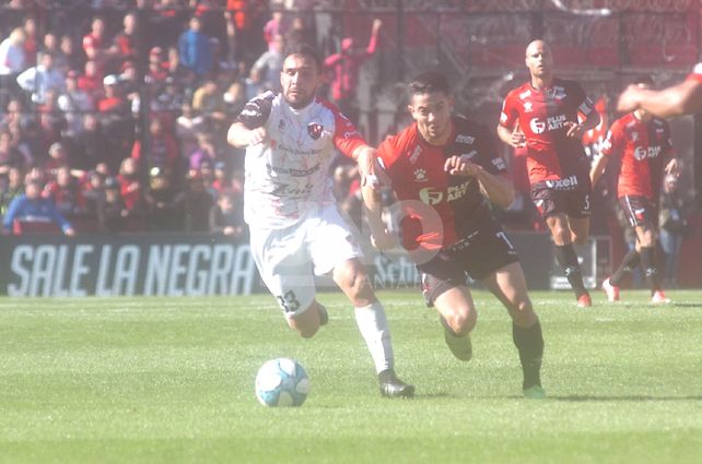 Da Luz: Me siento más cómodo de extremo que como volante