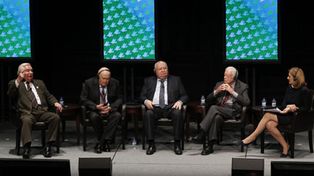 Gran cumbre por la paz y el di&aacute;logo reuni&oacute; a Carter, Walesa y Gorbachov