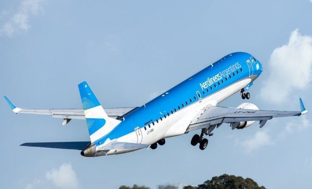 La Justicia determinó la reincorporación de los tres pilotos de Aerolíneas Argentinas que fueron despedidos hace un mes