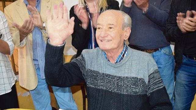 De regreso. Marucco asumió rodeado de dirigentes del PDP.