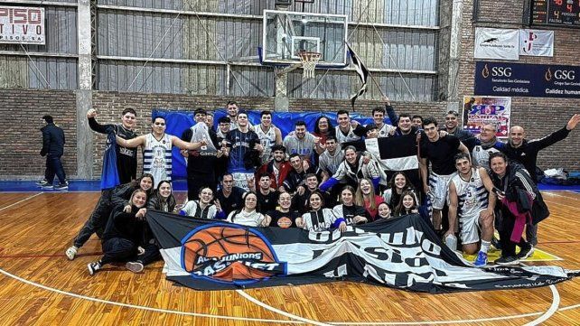 Alma Juniors, a paso arrollador para lograr el ascenso en la A1 del Oficial