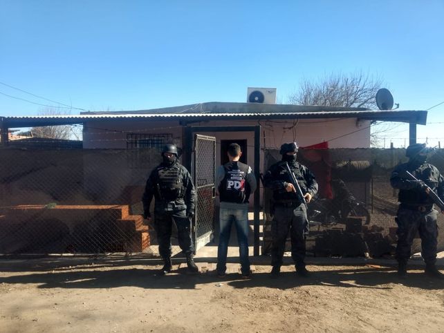 Apresaron a siete vendedores barriales de drogas